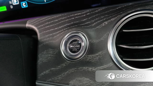 Mercedes-Benz E-Class W213 id 4775178 из Кореи 9