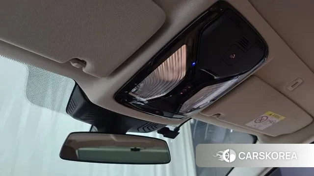 BMW 5 Series (G30) id 3561757 из Кореи 9