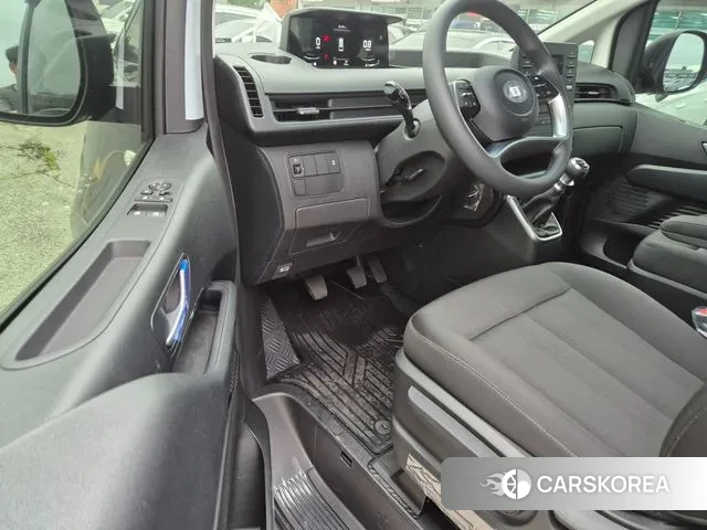 Hyundai Staria id 3080490 из Кореи 9