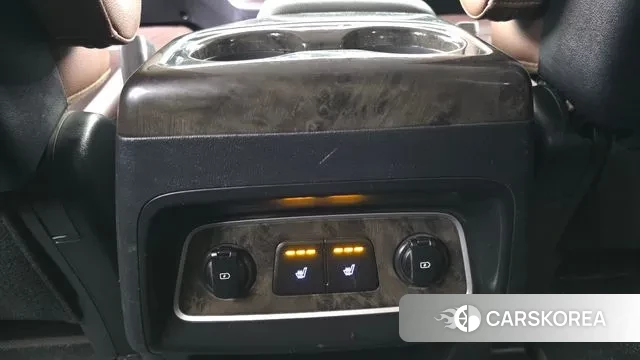 Hyundai The New Grand Starex id 3698163 из Кореи 9