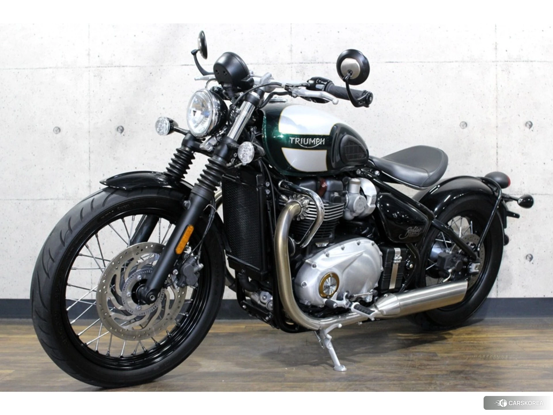 Triumph BONNEVILLE BOBBER id 3946612 из Японии 9