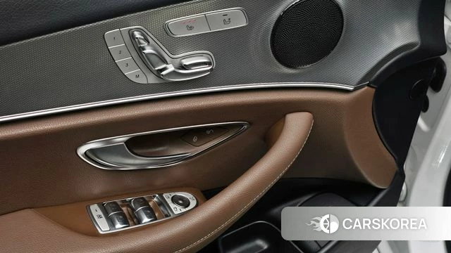 Mercedes-Benz E-Class W213 id 4188354 из Кореи 9