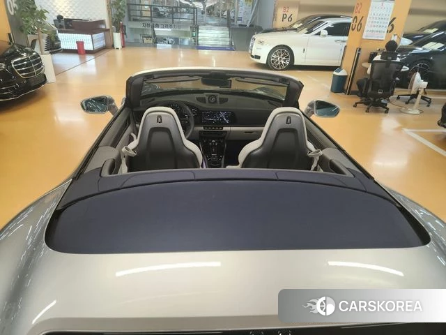 Porsche 911(992) id 4280221 из Кореи 9