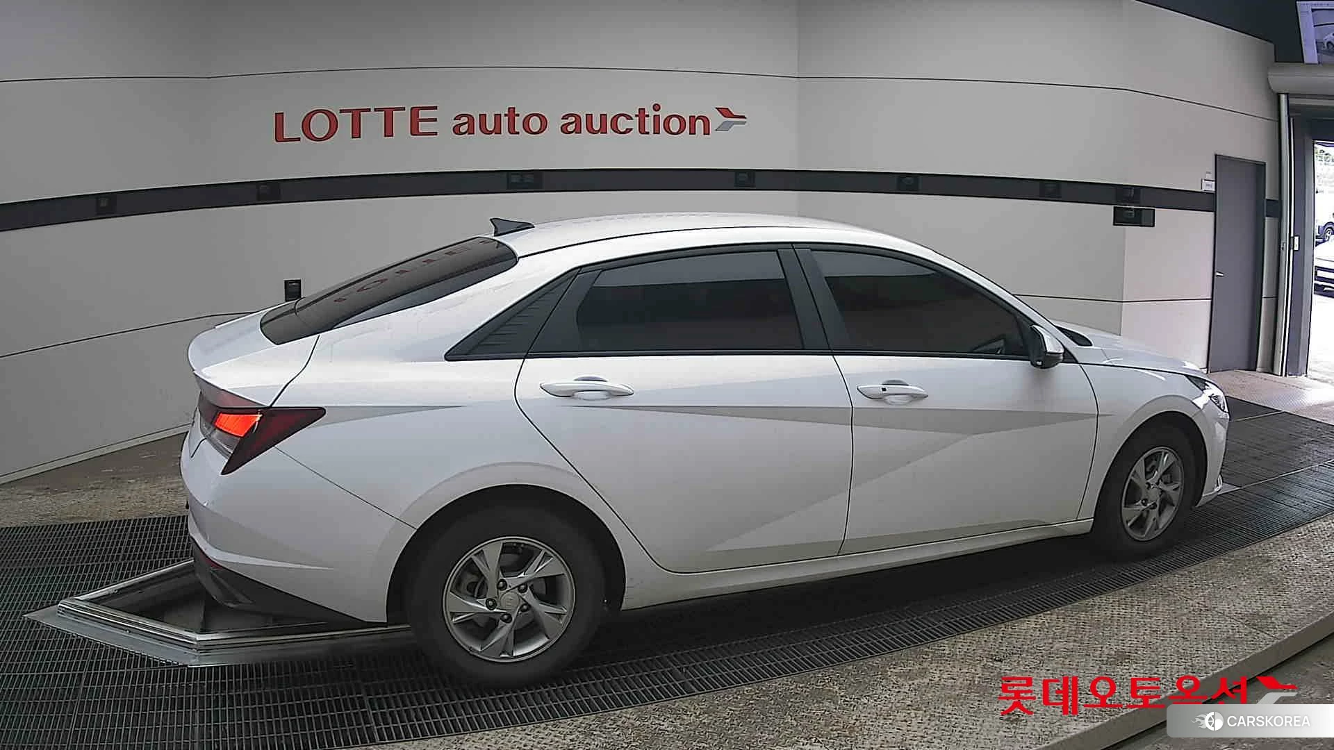 Hyundai Avante id 3869378 из Кореи 9