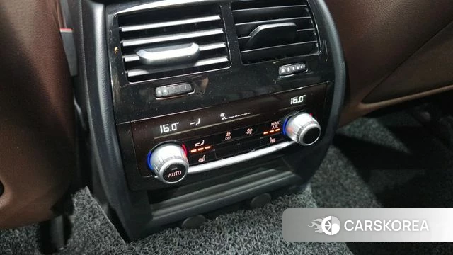 BMW 5 Series (G30) id 3942662 из Кореи 9