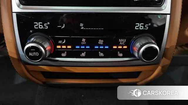 BMW 7 Series (G11) id 3439521 из Кореи 9