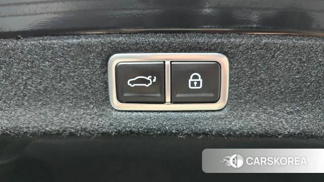 Hyundai Grandeur Hybrid (GN7) id 4640783 из Кореи 9