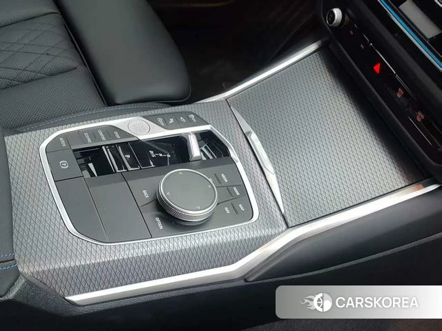 BMW 3 series id 4367503 из Китая 9