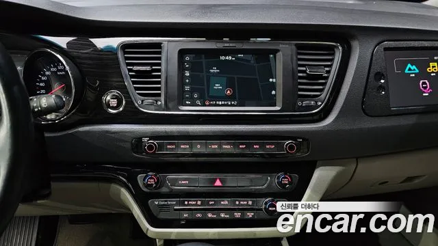 Kia The New Carnival id 2635415 из Кореи 9