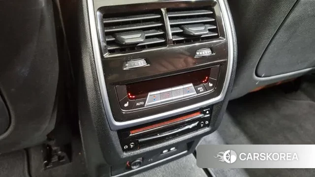 BMW X7 (G07) id 2890087 из Кореи 9