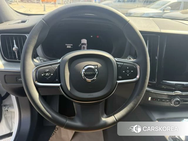 Volvo XC60 id 3889753 из Китая 9