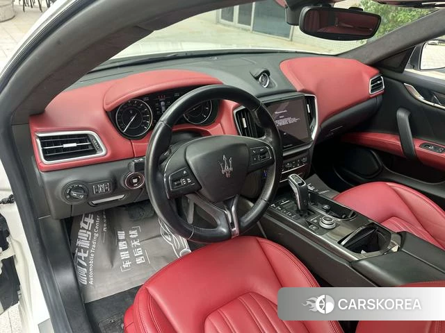 Maserati Ghibli id 4227895 из Китая 9