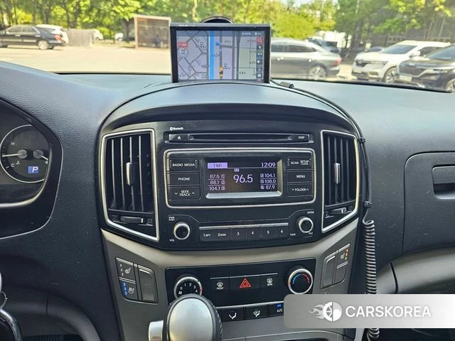 Hyundai The New Grand Starex id 4339084 из Кореи 9