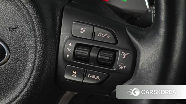 Kia All New Carnival id 4552116 из Кореи 9