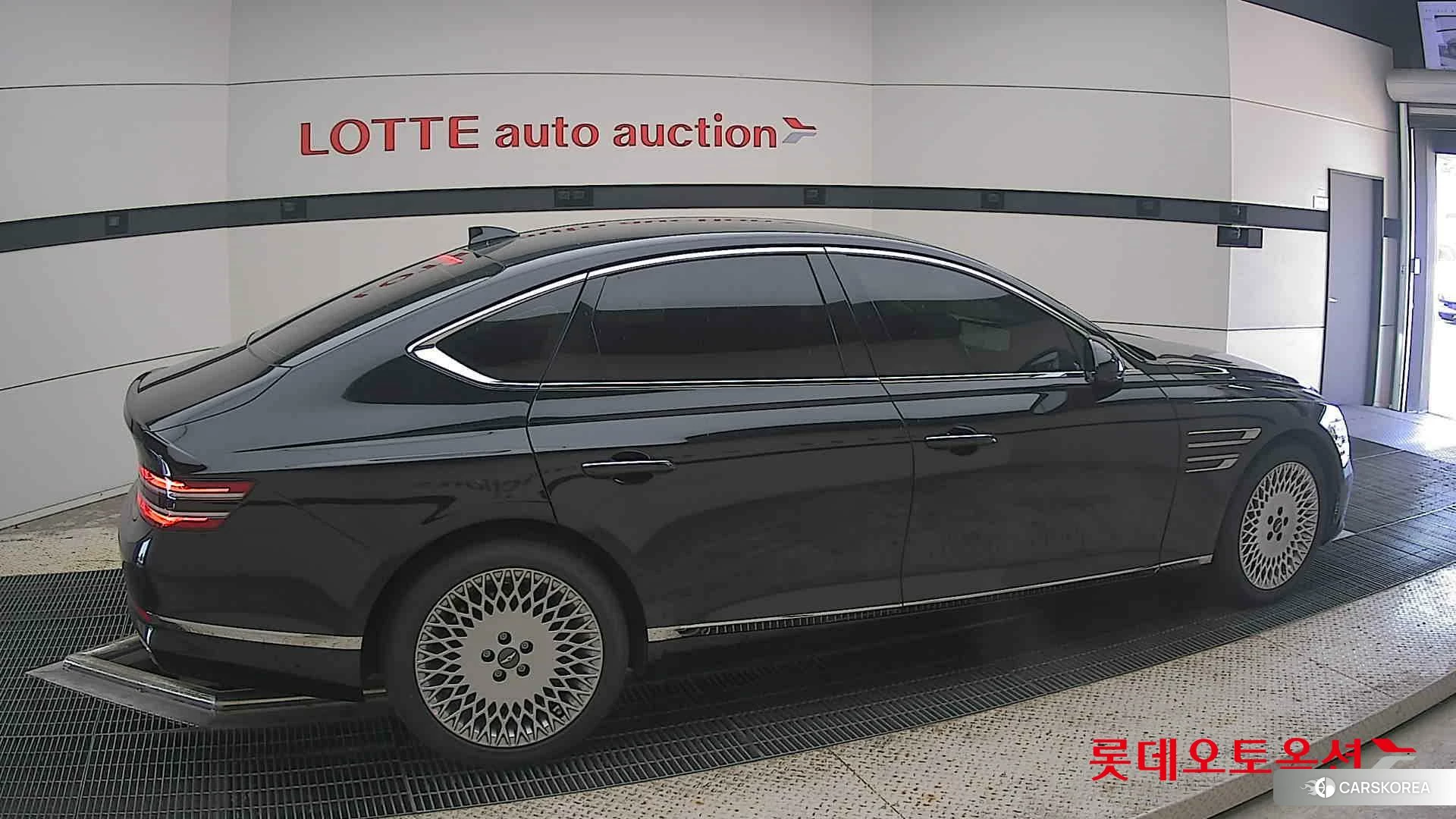 Hyundai G80 id 4902491 из Кореи 9