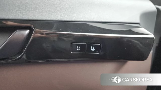 Hyundai Grandeur (GN7) id 4308257 из Кореи 9