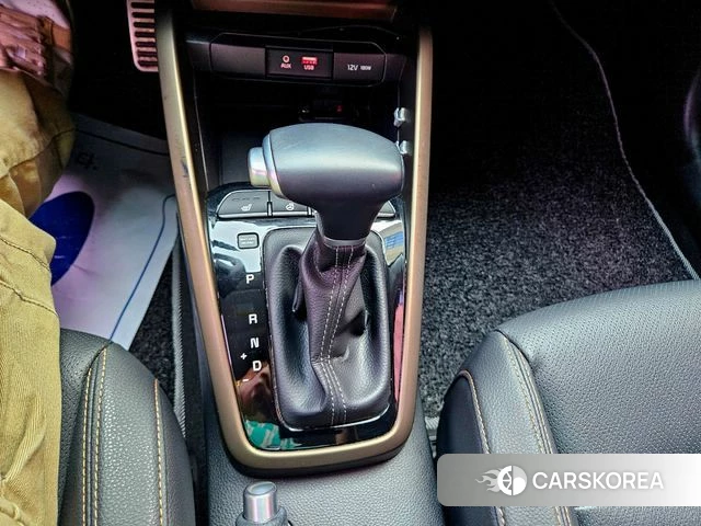 Kia Stonic id 3873806 из Кореи 9