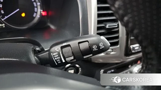 Ssangyong Rexton Sports id 3647363 из Кореи 9