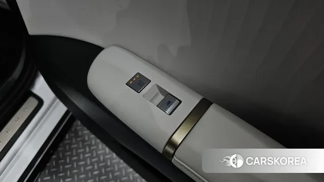 Hyundai Grandeur Hybrid (GN7) id 2894405 из Кореи 9