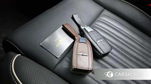 Genesis G90 id 4304710 из Кореи 9
