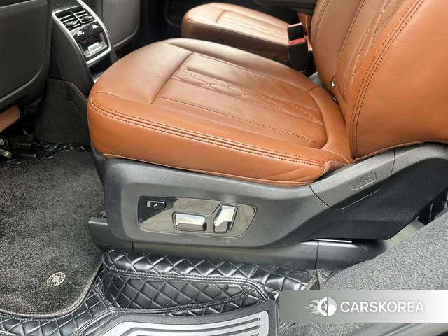 BMW X7 id 4215122 из Китая 9