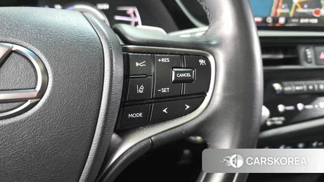 Lexus ES300h 7th generation id 4017204 из Кореи 9