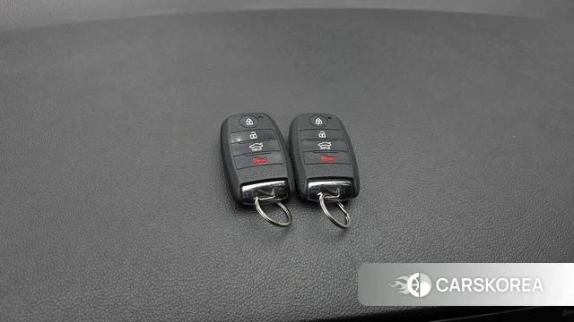 Kia The New Carnival id 4459094 из Кореи 9