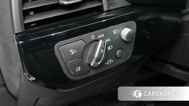 Audi A4 (B9) id 4580390 из Кореи 9