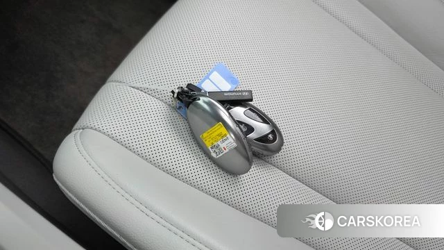 Hyundai Grandeur (GN7) id 3914788 из Кореи 9