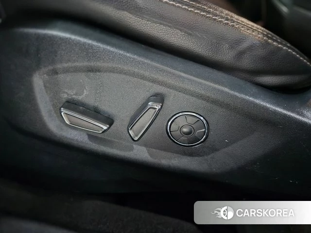 Ford Explorer id 4581945 из Кореи 9
