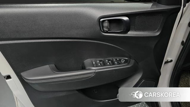 Hyundai Venue id 3884426 из Кореи 9