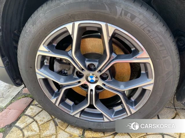 BMW X1 id 4341891 из Китая 9