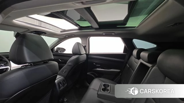 Hyundai Tucson (NX4) id 4580714 из Кореи 9