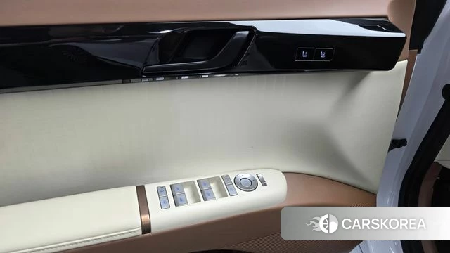 Hyundai Grandeur Hybrid (GN7) id 3793737 из Кореи 9