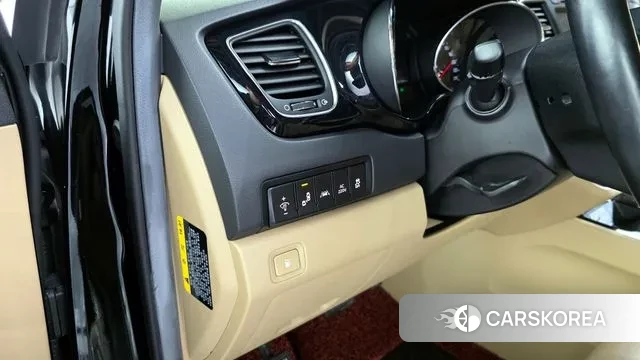 Kia All New Carnival id 3369035 из Кореи 9