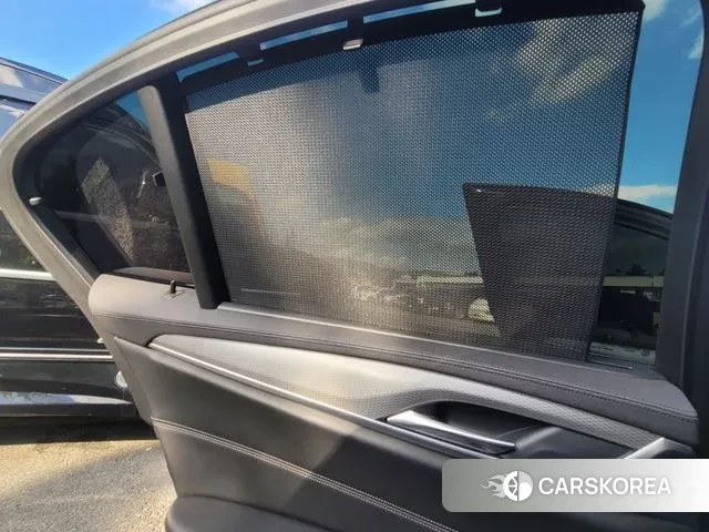 BMW 5 Series (G30) id 3039336 из Кореи 9