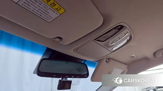 Kia K7 Premier Hybrid id 3209322 из Кореи 9