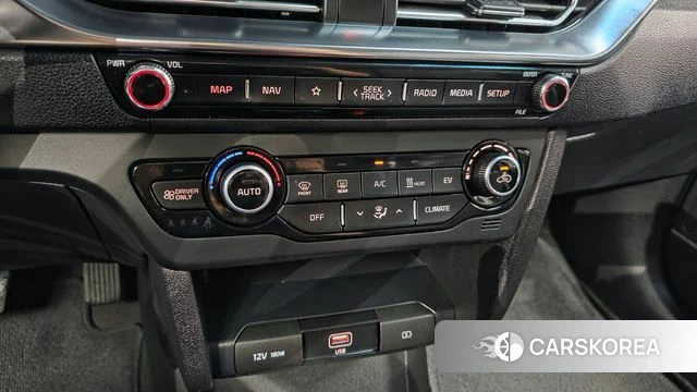 Kia Niro Plus id 4740382 из Кореи 9