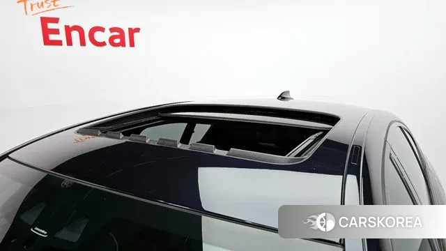 BMW 5 Series (G30) id 3557761 из Кореи 9