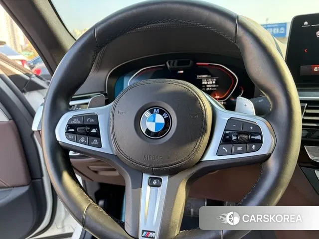 BMW 5 Series (G30) id 3522489 из Кореи 9