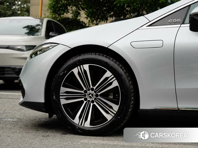 Mercedes-Benz EQS id 4211882 из Китая 9