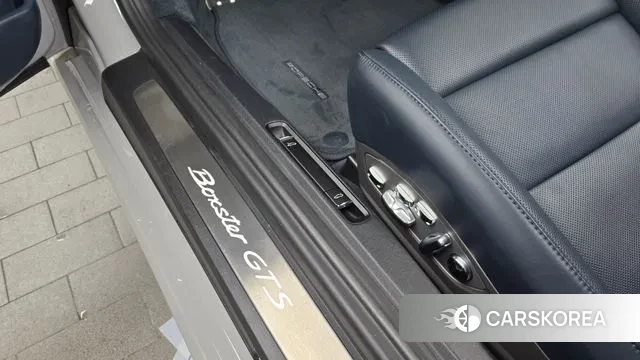 Porsche 718 Boxster id 3680859 из Кореи 9