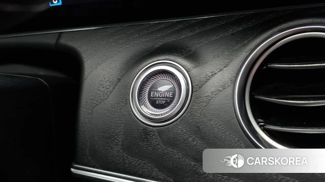 Mercedes-Benz E-Class W213 id 4735873 из Кореи 9