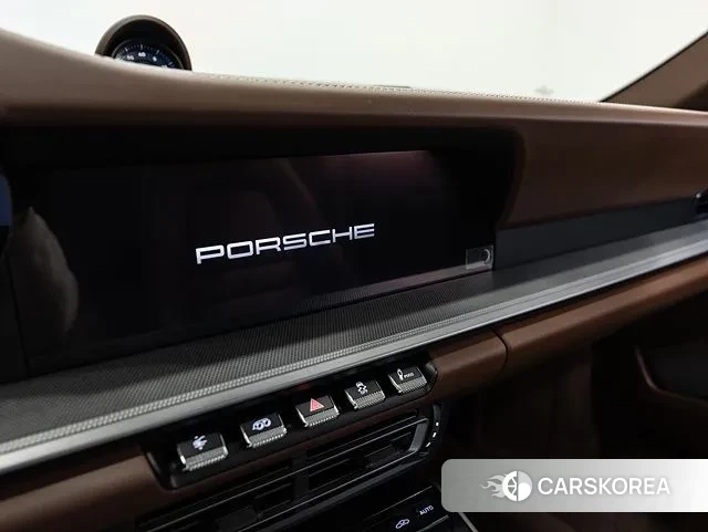 Porsche 911(992) id 3487086 из Кореи 9