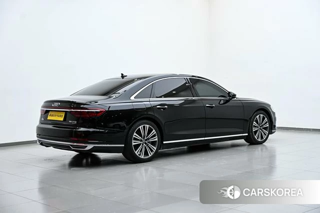 Audi A8 id 4210189 из Китая 9