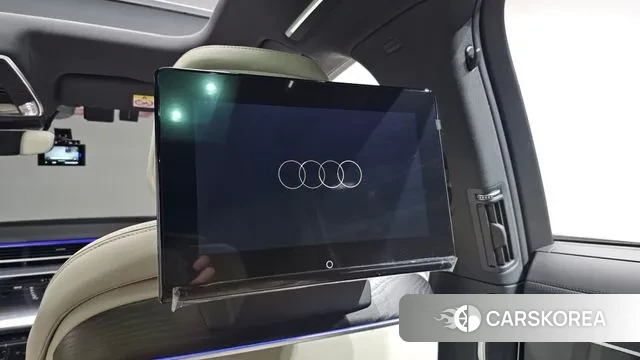 Audi A8 (D5) id 3751616 из Кореи 9