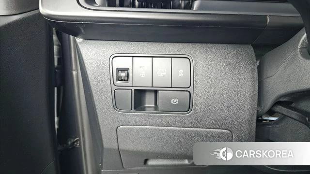 Hyundai Staria id 3940237 из Кореи 9