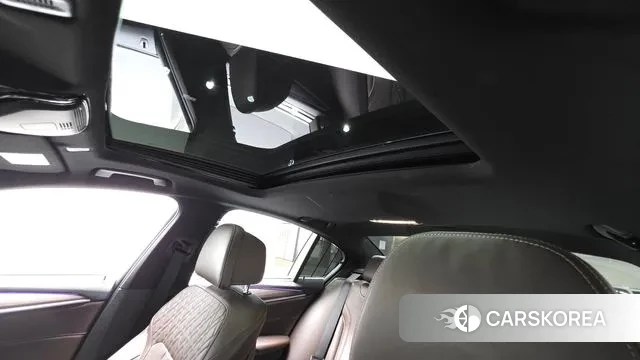 BMW 5 Series (G30) id 3737380 из Кореи 9