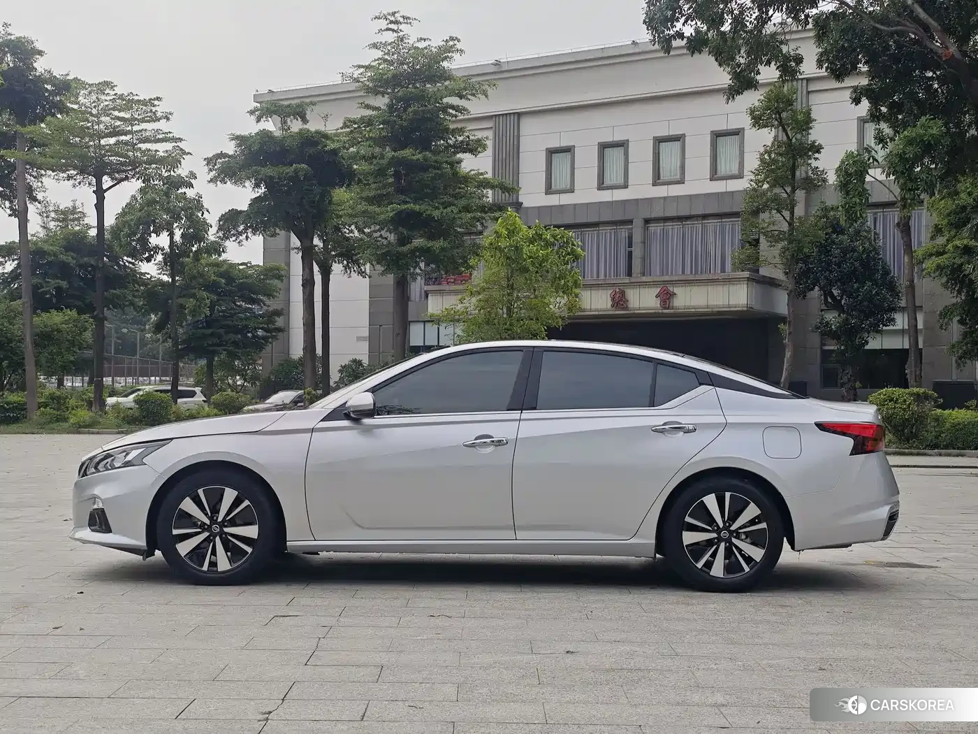 Nissan Altima id 4547463 из Китая 9