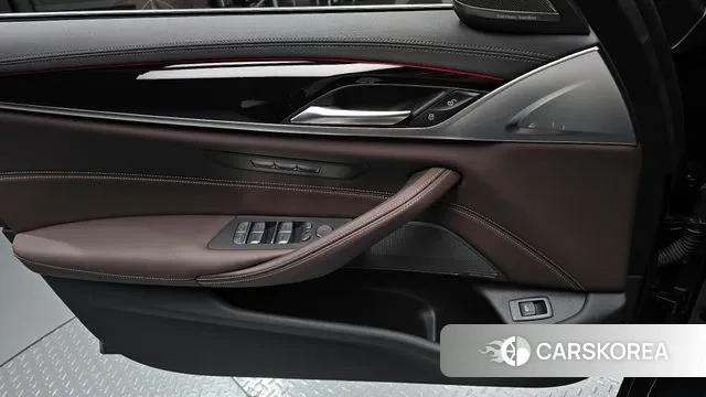 BMW 5 Series (G30) id 3153914 из Кореи 9